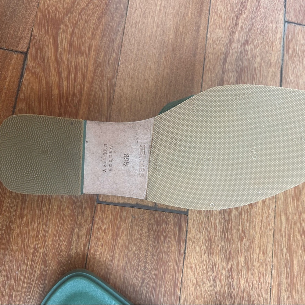 Hermes Oran green sandals, great condition!!! - Picture 12 of 12